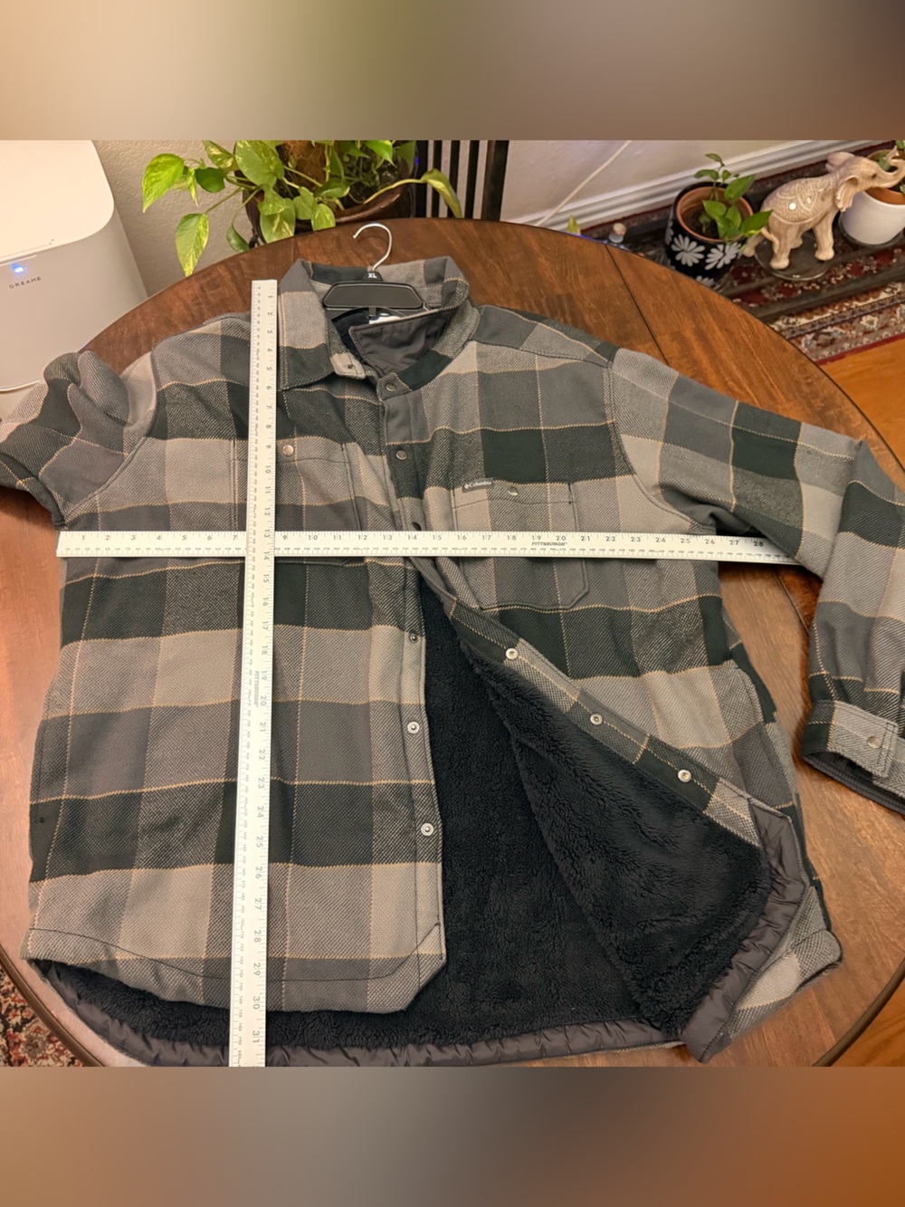 Columbia Men's Gray & Black Plaid Sherpa-Lined Button-Up Shirt Jacket